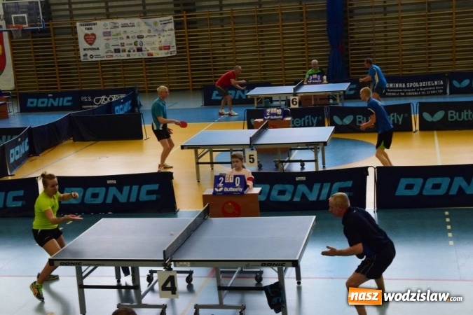 Zdjęcie w galerii na portalu naszwodzislaw.com: XXVI Turniej Tenisa Stołowego o Puchar Wójta Gminy Węgierska Górka wiadomości z regionu