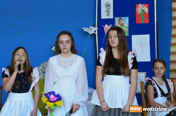 Zdjęcie w galerii na portalu naszwodzislaw.com: Święto patrona Szkoły Podstawowej w Mszanie wiadomości z regionu