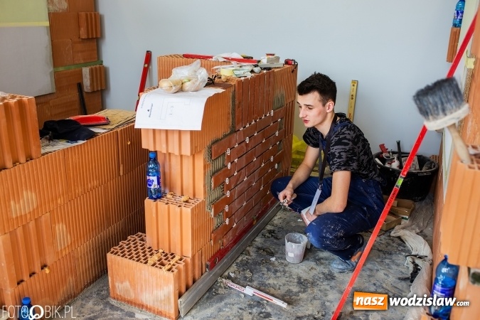 Zdjęcie w galerii na portalu naszwodzislaw.com: X Turniej Budowlany w Raciborzu. Uczniowie ZST z Wodzisławia pracowali najbezpieczniej! wiadomości z regionu