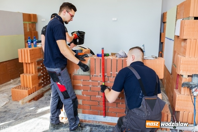 Zdjęcie w galerii na portalu naszwodzislaw.com: X Turniej Budowlany w Raciborzu. Uczniowie ZST z Wodzisławia pracowali najbezpieczniej! wiadomości z regionu