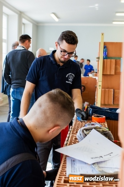 Zdjęcie w galerii na portalu naszwodzislaw.com: X Turniej Budowlany w Raciborzu. Uczniowie ZST z Wodzisławia pracowali najbezpieczniej! wiadomości z regionu