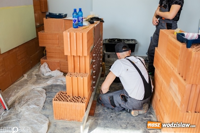 Zdjęcie w galerii na portalu naszwodzislaw.com: X Turniej Budowlany w Raciborzu. Uczniowie ZST z Wodzisławia pracowali najbezpieczniej! wiadomości z regionu