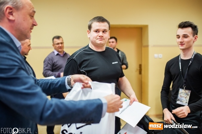 Zdjęcie w galerii na portalu naszwodzislaw.com: X Turniej Budowlany w Raciborzu. Uczniowie ZST z Wodzisławia pracowali najbezpieczniej! wiadomości z regionu