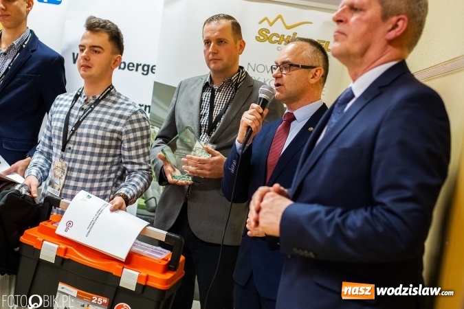 Zdjęcie w galerii na portalu naszwodzislaw.com: X Turniej Budowlany w Raciborzu. Uczniowie ZST z Wodzisławia pracowali najbezpieczniej! wiadomości z regionu