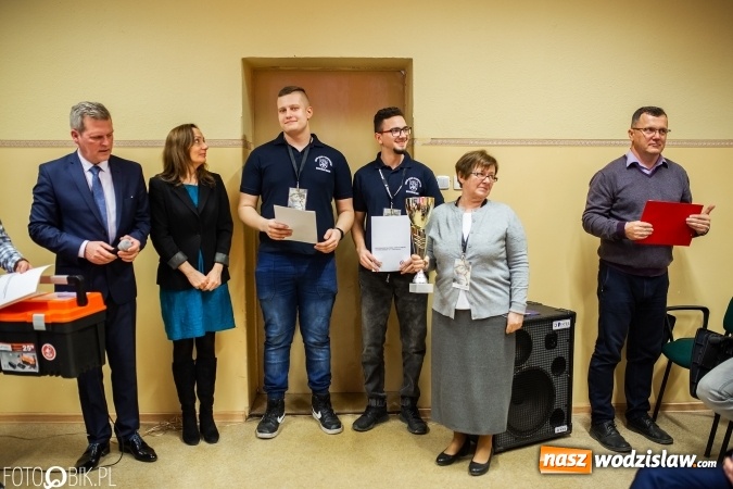 Zdjęcie w galerii na portalu naszwodzislaw.com: X Turniej Budowlany w Raciborzu. Uczniowie ZST z Wodzisławia pracowali najbezpieczniej! wiadomości z regionu