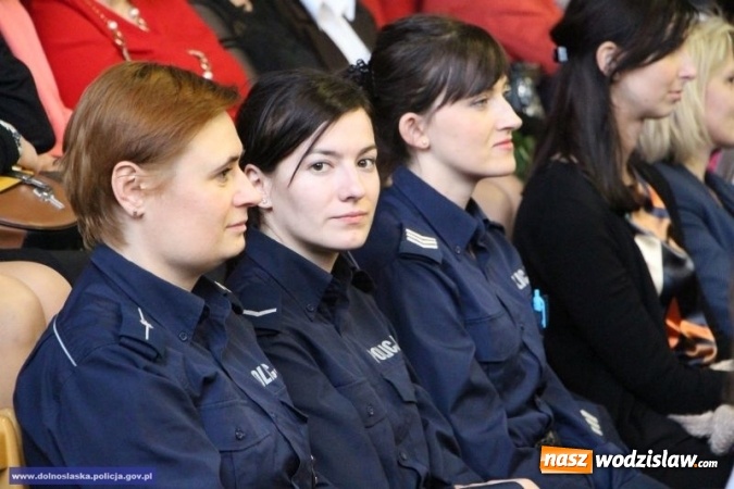 Zdjęcie w galerii na portalu naszwodzislaw.com: Kobieca twarz polskiej policji  wiadomości z regionu