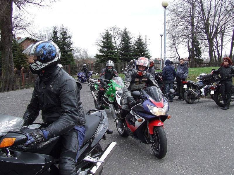 Zdjęcie w galerii na portalu naszwodzislaw.com: W Mszanie zawyły silniki motorów wiadomości z regionu