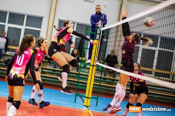 Zdjęcie w galerii na portalu naszwodzislaw.com: Dobry początek to nie wszystko. Porażka Zorzy w Krzanowicach wiadomości z regionu