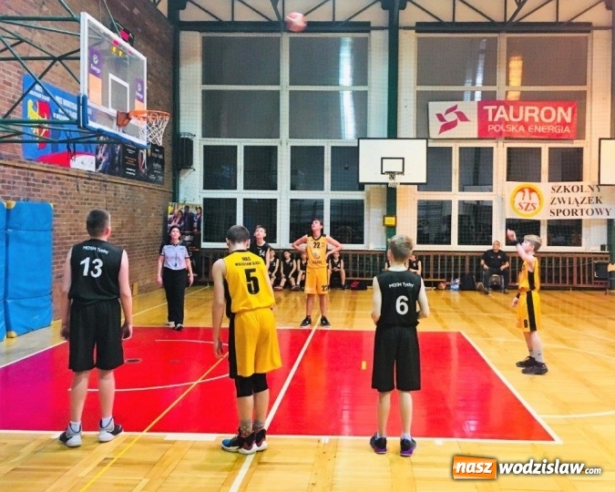 Zdjęcie w galerii na portalu naszwodzislaw.com: Ciężko wywalczone zwycięstwo wodzisławskich koszykarzy wiadomości z regionu