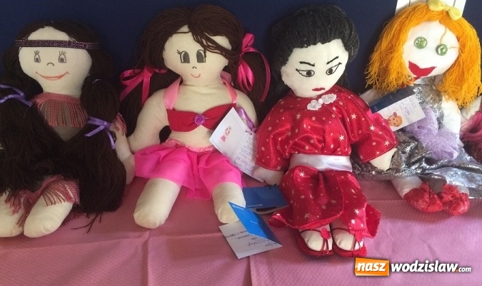 Zdjęcie w galerii na portalu naszwodzislaw.com: Uczniowie z Połomi włączyli się w akcję UNICEF na rzecz ratowania dzieci wiadomości z regionu