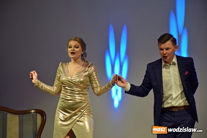 Zdjęcie w galerii na portalu naszwodzislaw.com: Dzień Kobiet z operetką w mszańskim GOKiR wiadomości z regionu