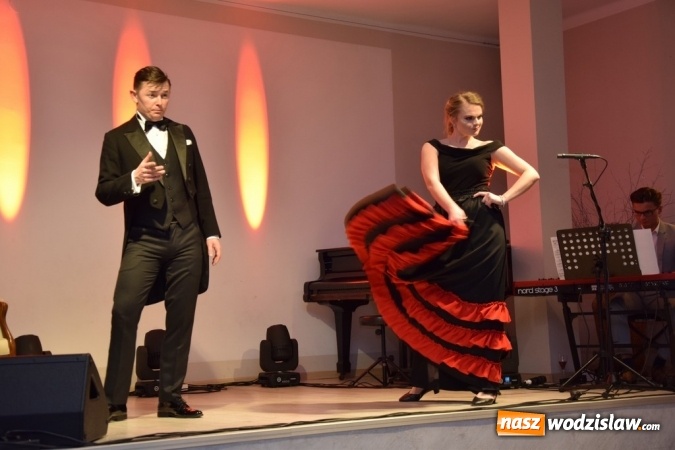 Zdjęcie w galerii na portalu naszwodzislaw.com: Dzień Kobiet z operetką w mszańskim GOKiR wiadomości z regionu