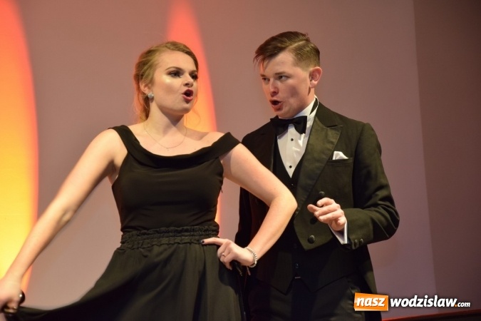 Zdjęcie w galerii na portalu naszwodzislaw.com: Dzień Kobiet z operetką w mszańskim GOKiR wiadomości z regionu