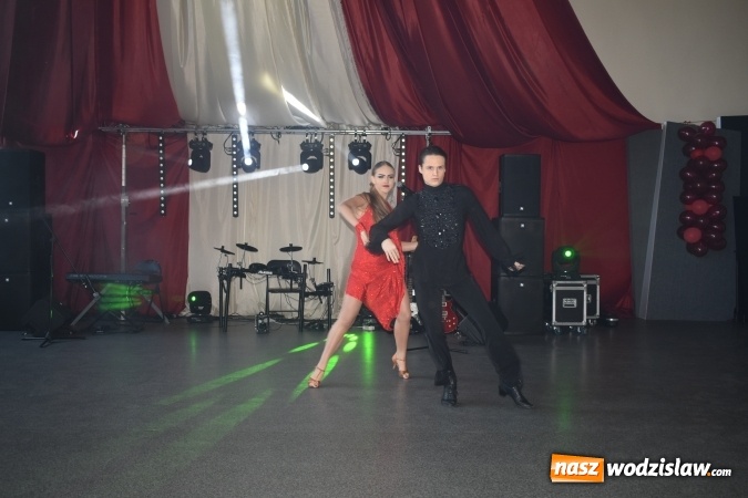 Zdjęcie w galerii na portalu naszwodzislaw.com: Koncert Charytatywny Otwórzmy nasze serca w wodzisławskim Ekonomiku wiadomości z regionu