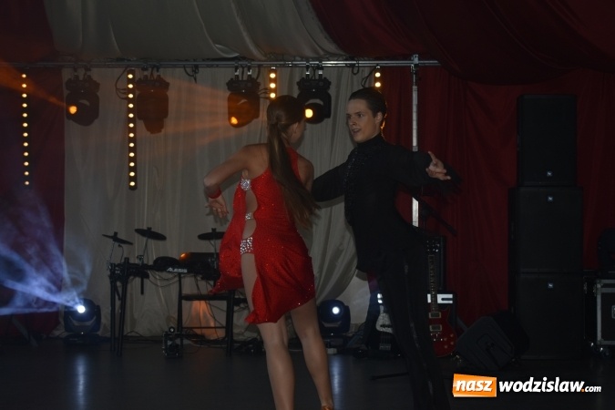 Zdjęcie w galerii na portalu naszwodzislaw.com: Koncert Charytatywny Otwórzmy nasze serca w wodzisławskim Ekonomiku wiadomości z regionu