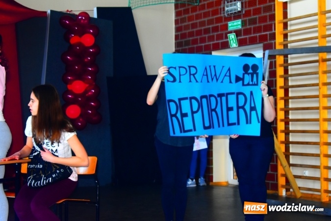 Zdjęcie w galerii na portalu naszwodzislaw.com: Koncert Charytatywny Otwórzmy nasze serca w wodzisławskim Ekonomiku wiadomości z regionu