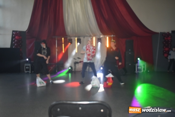 Zdjęcie w galerii na portalu naszwodzislaw.com: Koncert Charytatywny Otwórzmy nasze serca w wodzisławskim Ekonomiku wiadomości z regionu