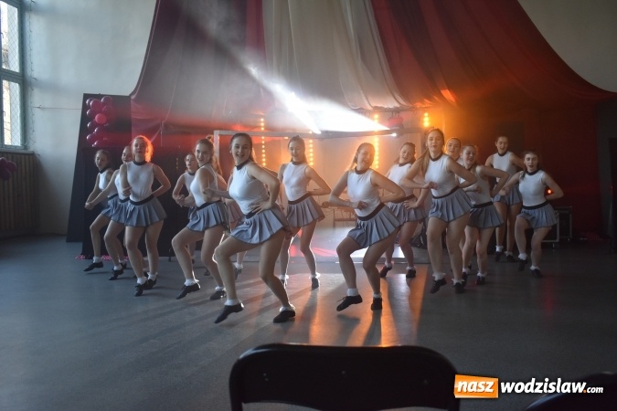 Zdjęcie w galerii na portalu naszwodzislaw.com: Koncert Charytatywny Otwórzmy nasze serca w wodzisławskim Ekonomiku wiadomości z regionu