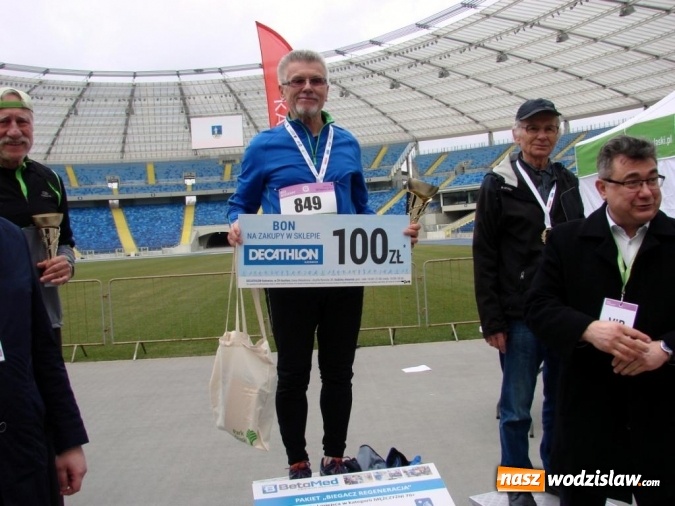 Zdjęcie w galerii na portalu naszwodzislaw.com: Biegacze TKKF Relaks z Wodzisławia rozpoczęli sezon wiadomości z regionu