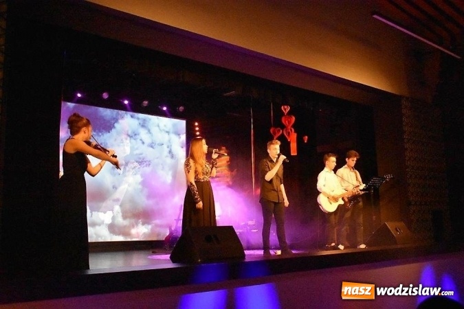 Zdjęcie w galerii na portalu naszwodzislaw.com: Jubileuszowy koncert w wodzisławskiej Jedynce wiadomości z regionu