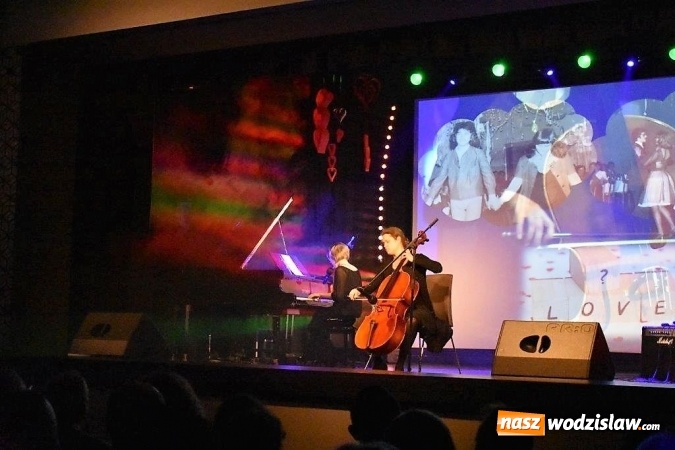 Zdjęcie w galerii na portalu naszwodzislaw.com: Jubileuszowy koncert w wodzisławskiej Jedynce wiadomości z regionu