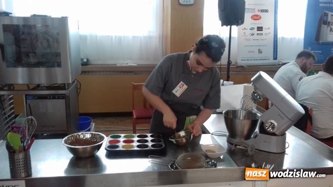 Zdjęcie w galerii na portalu naszwodzislaw.com: Jak smakuje sukces? Wiedzą to uczniowie wodzisławskiego Ekonomika wiadomości z regionu