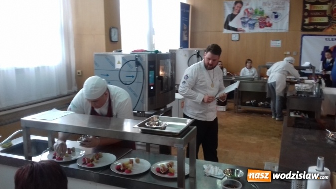 Zdjęcie w galerii na portalu naszwodzislaw.com: Jak smakuje sukces? Wiedzą to uczniowie wodzisławskiego Ekonomika wiadomości z regionu