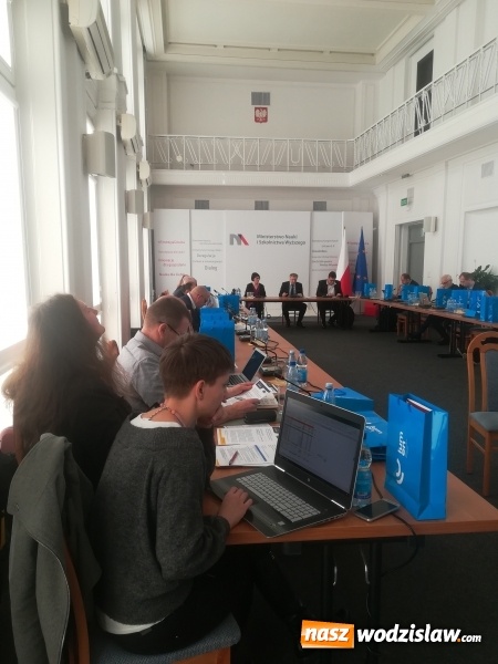 Zdjęcie w galerii na portalu naszwodzislaw.com: Rektor PWSZ w Raciborzu na Międzynarodowym Seminarium w Warszawie wiadomości z regionu