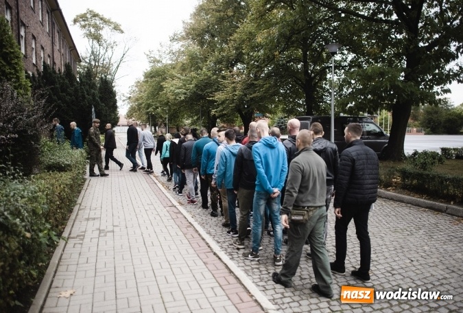 Zdjęcie w galerii na portalu naszwodzislaw.com: Kolejni kandydaci na śląskich terytorialsów rozpoczęli szkolenie wiadomości z regionu