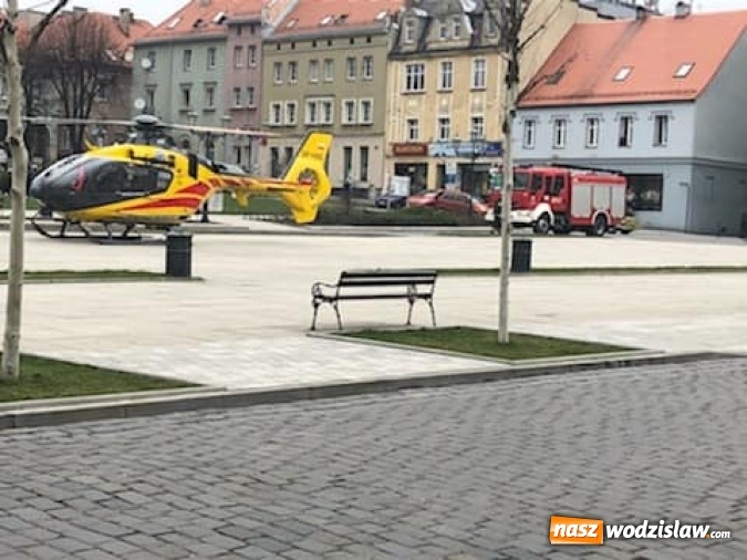 Zdjęcie w galerii na portalu naszwodzislaw.com: Poród w mieszkaniu w centrum miasta. Lądował śmigłowiec LPR wiadomości z regionu
