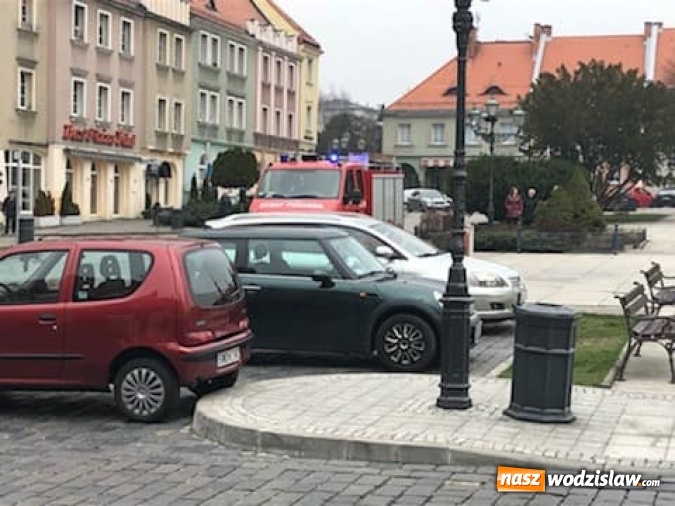 Zdjęcie w galerii na portalu naszwodzislaw.com: Poród w mieszkaniu w centrum miasta. Lądował śmigłowiec LPR wiadomości z regionu
