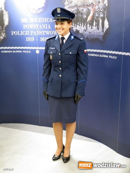 Zdjęcie w galerii na portalu naszwodzislaw.com: Nowe mundury na 100-lecie policji [FOTO]  wiadomości z regionu