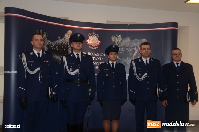 Zdjęcie w galerii na portalu naszwodzislaw.com: Nowe mundury na 100-lecie policji [FOTO]  wiadomości z regionu
