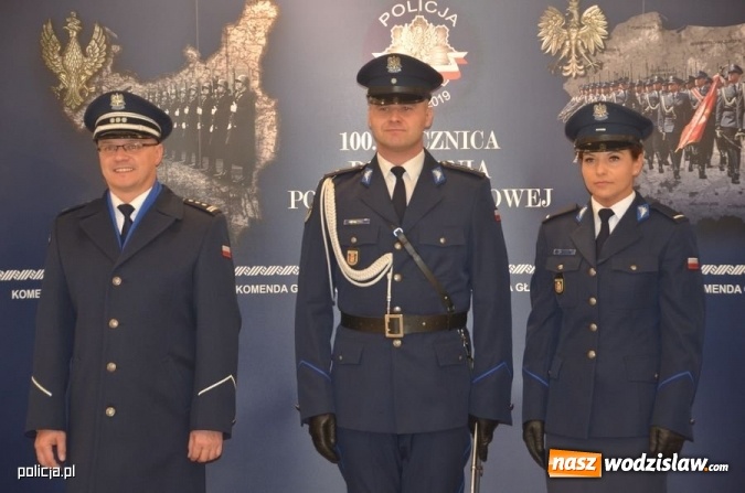 Zdjęcie w galerii na portalu naszwodzislaw.com: Nowe mundury na 100-lecie policji [FOTO]  wiadomości z regionu