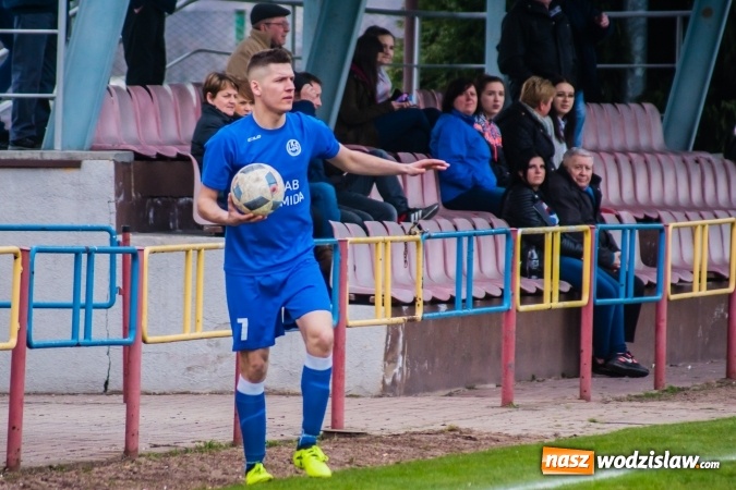 Zdjęcie w galerii na portalu naszwodzislaw.com: Rogów kontra Markowice: 07 zgłoś się! wiadomości z regionu