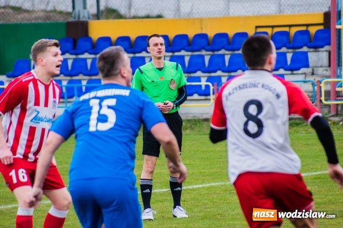 Zdjęcie w galerii na portalu naszwodzislaw.com: Rogów kontra Markowice: 07 zgłoś się! wiadomości z regionu