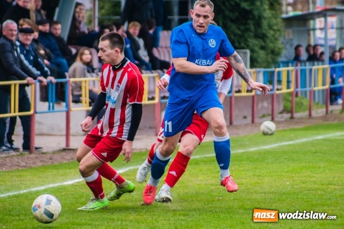 Zdjęcie w galerii na portalu naszwodzislaw.com: Rogów kontra Markowice: 07 zgłoś się! wiadomości z regionu