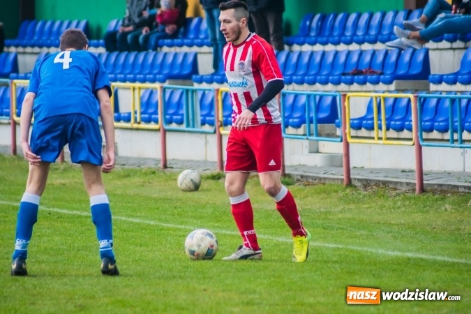 Zdjęcie w galerii na portalu naszwodzislaw.com: Rogów kontra Markowice: 07 zgłoś się! wiadomości z regionu