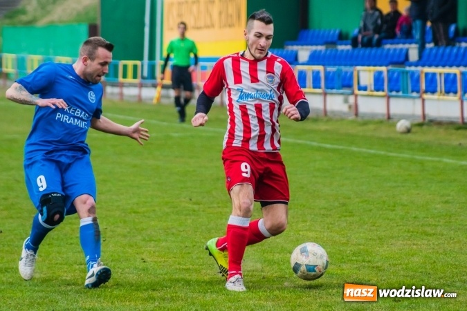 Zdjęcie w galerii na portalu naszwodzislaw.com: Rogów kontra Markowice: 07 zgłoś się! wiadomości z regionu