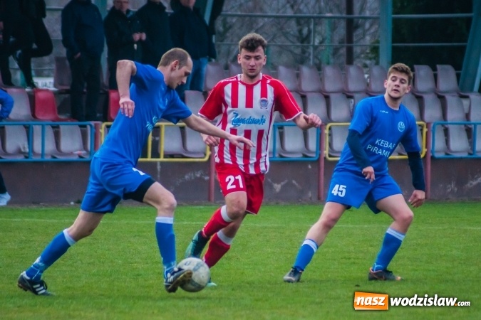 Zdjęcie w galerii na portalu naszwodzislaw.com: Rogów kontra Markowice: 07 zgłoś się! wiadomości z regionu