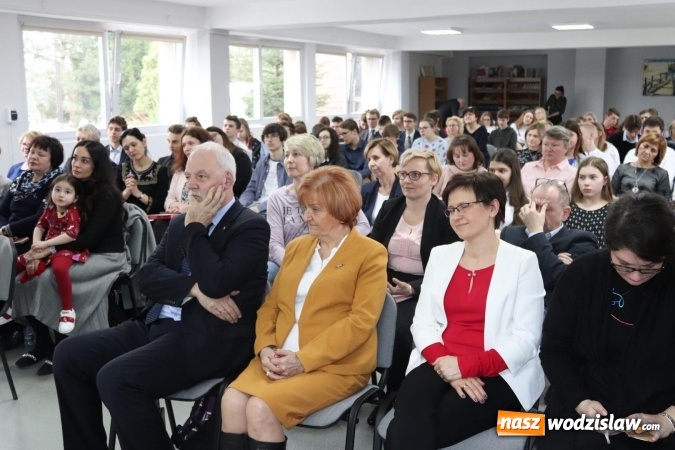 Zdjęcie w galerii na portalu naszwodzislaw.com: W Wodzisławiu Śląskim rywalizowali w trzech językach wiadomości z regionu