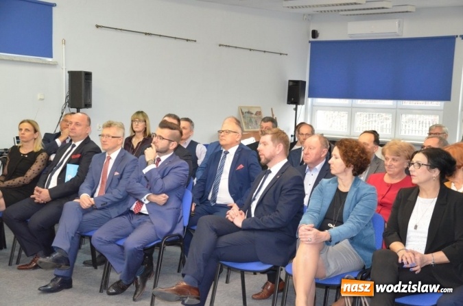 Zdjęcie w galerii na portalu naszwodzislaw.com: Prof. Buzek w Wodzisławiu Śl. o Europie i młodzieży wiadomości z regionu