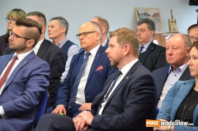 Zdjęcie w galerii na portalu naszwodzislaw.com: Prof. Buzek w Wodzisławiu Śl. o Europie i młodzieży wiadomości z regionu