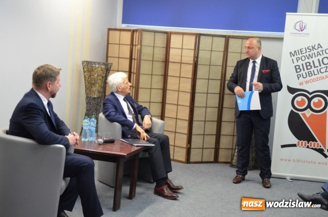 Zdjęcie w galerii na portalu naszwodzislaw.com: Prof. Buzek w Wodzisławiu Śl. o Europie i młodzieży wiadomości z regionu