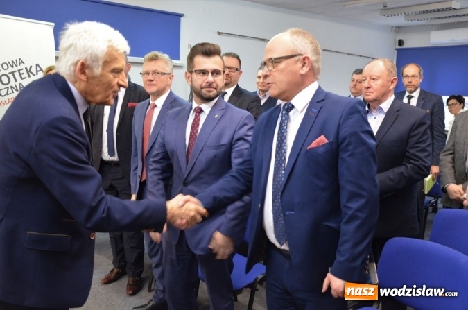 Zdjęcie w galerii na portalu naszwodzislaw.com: Prof. Buzek w Wodzisławiu Śl. o Europie i młodzieży wiadomości z regionu