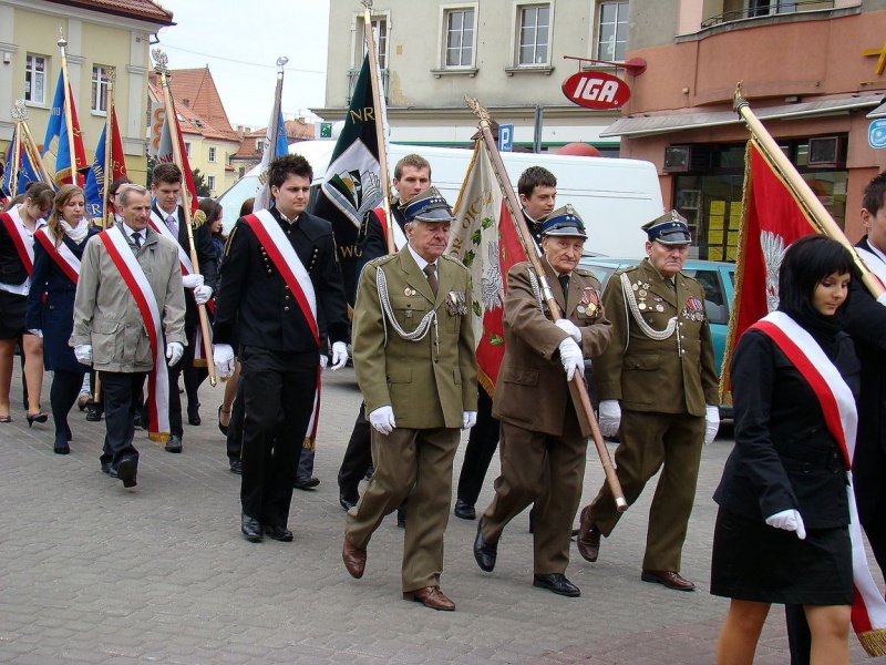 Zdjęcie w galerii na portalu naszwodzislaw.com: Pamięć jest obowiązkiem obywatela... wiadomości z regionu