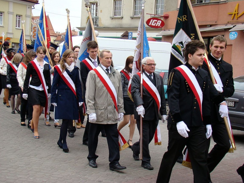 Zdjęcie w galerii na portalu naszwodzislaw.com: Pamięć jest obowiązkiem obywatela... wiadomości z regionu
