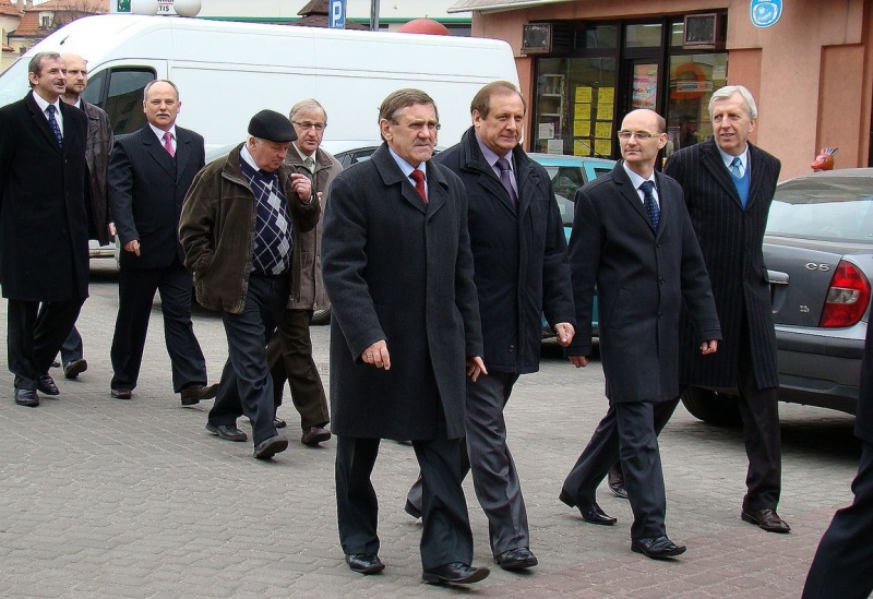 Zdjęcie w galerii na portalu naszwodzislaw.com: Pamięć jest obowiązkiem obywatela... wiadomości z regionu