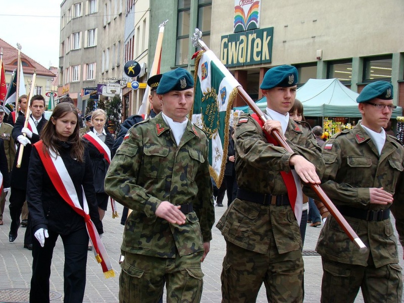 Zdjęcie w galerii na portalu naszwodzislaw.com: Pamięć jest obowiązkiem obywatela... wiadomości z regionu