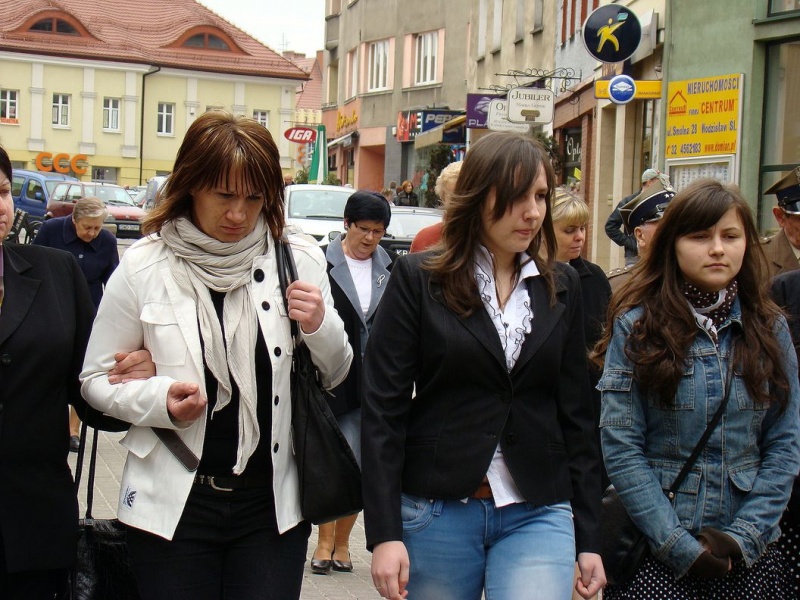 Zdjęcie w galerii na portalu naszwodzislaw.com: Pamięć jest obowiązkiem obywatela... wiadomości z regionu